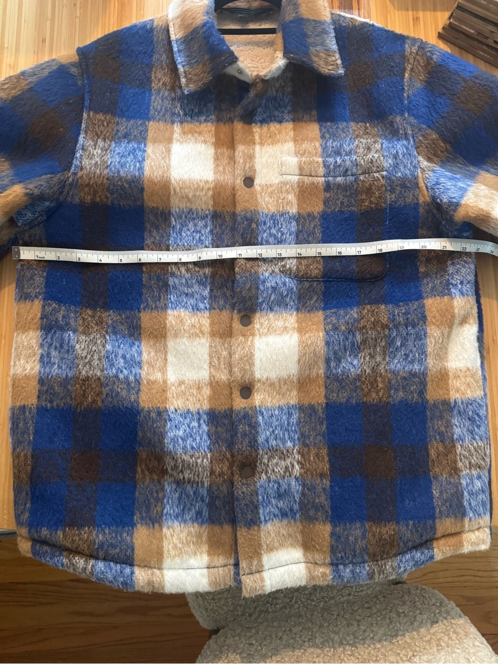 Kith Mohair Plaid Sherpa Lined Overshirt Jacket Blue Tan Men’s Medium Shacket - Picture 9 of 10